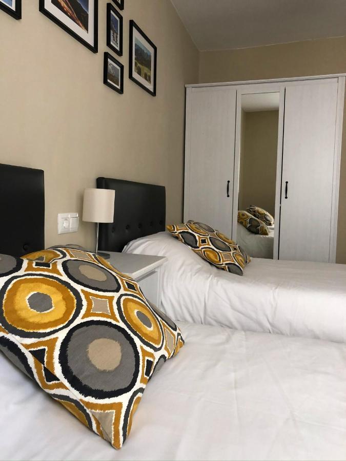 Apartamento Acogedor Y Familiar - Wifi+Chromecast Puigcerdà Exteriör bild